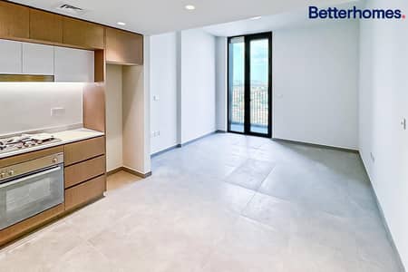 2 Bedroom Apartment for Rent in Aljada, Sharjah - 2 Bedrooms | Boulevard View | With Balcony