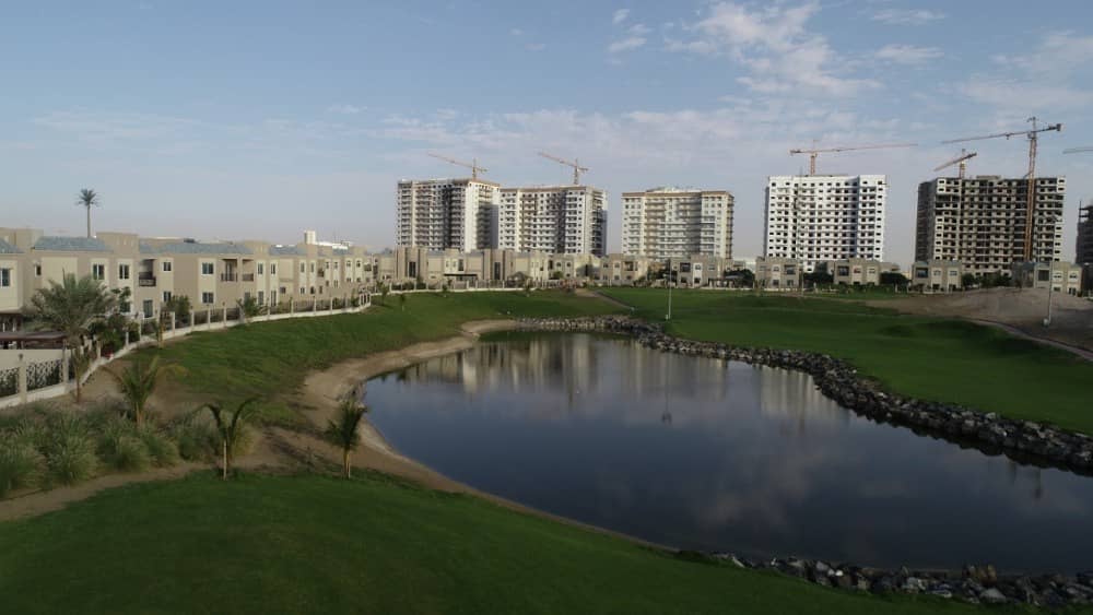 Huge 1 Bedroom Golf Community| Dubailand