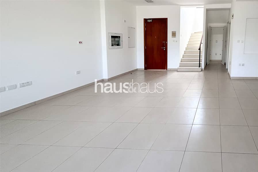 Таунхаус в Таун Сквер,Хаят Таунхаусы, 3 cпальни, 155000 AED - 8763406 Таунхаус в Таун Сквер,Хаят Таунхаусы, 3 cпальни, 155000 AED - 8763406