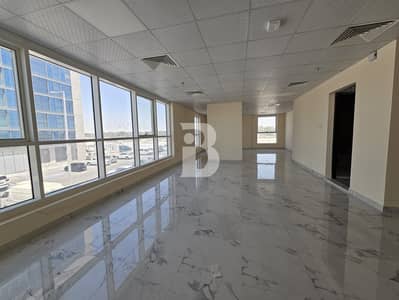 Office for Rent in Khalifa City, Abu Dhabi - Well Maintained Office | Grade A Buildng | Fitted