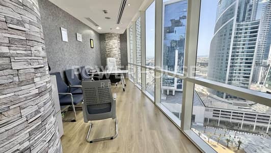 Office for Rent in Business Bay, Dubai - Fully Furnished | Modern Fit Out | Prime Location