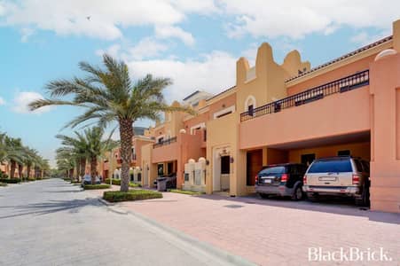 4 Bedroom Villa for Sale in Dubai Sports City, Dubai - Renovated | VOT | Great Location