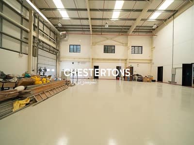 Warehouse for Rent in Jebel Ali, Dubai - Vacant Elegant Warehouse, With Amazing Office