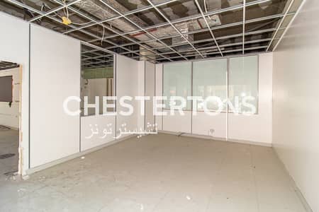 Shop for Rent in Al Garhoud, Dubai - Huge Retail for Rent, Prime Location, Fitted
