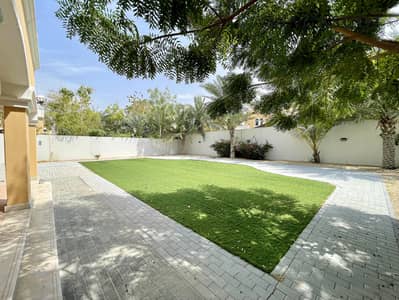 5 Bedroom Villa for Rent in Jumeirah Park, Dubai - Landscaped | Park Facing | Vacant | AMC