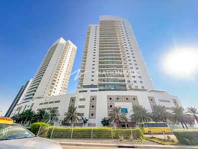 3 Bedroom Apartment for Sale in Al Reem Island, Abu Dhabi - Relaxing Living | Amazing Layout | Maid Room