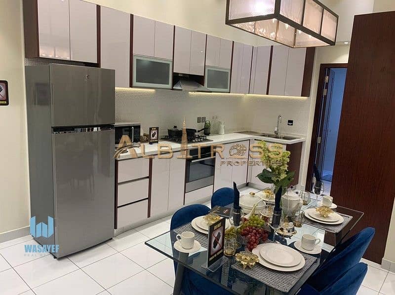 2 SEMI FURNISHED /IDEAL LOCATION /CANAL VIEW.
