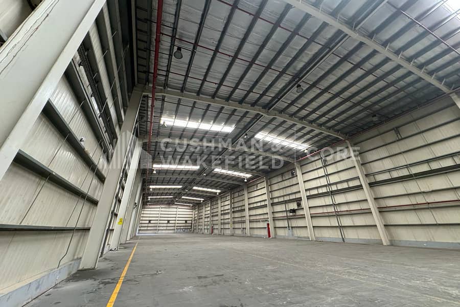 Warehouse | Good Ceiling Height | Internal Office