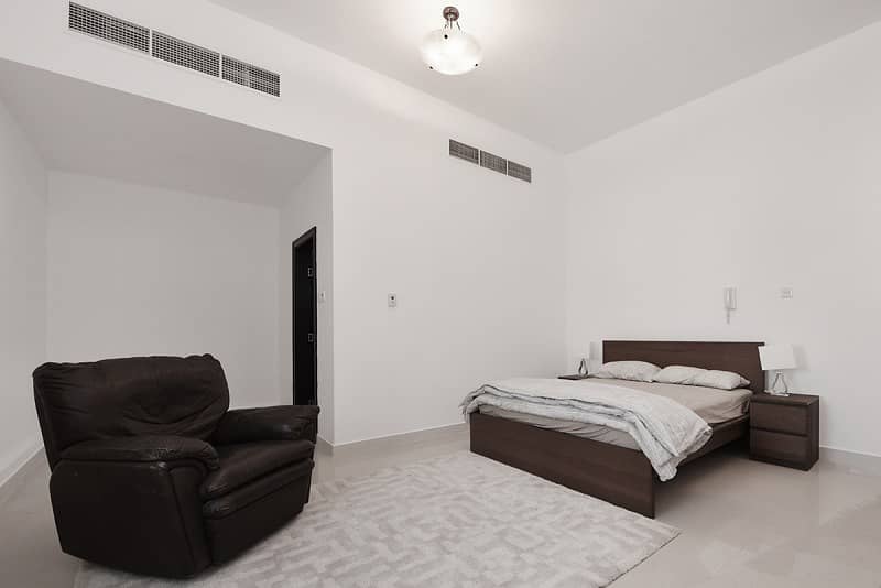 5 Bedroom Villa Independent |Nadd Shamma