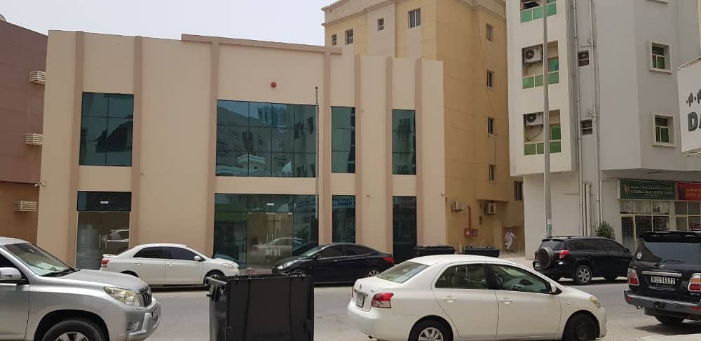 /FABULOUS    DEAL >BRAND NEW>>  BUILDING LIKE  SHOWROOM TWO FLOOR PRIME LOCATION IN GOLD SOUQ