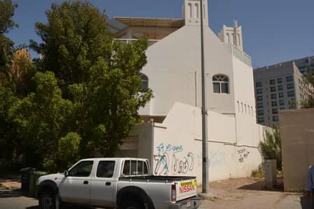 5 Bedroom Villa for Rent in Al Nasr Street, Abu Dhabi - Spacious 5 bedroom villa near Abu Dhabi Corniche , Plot No 29, West 7/01, Al Nasr St. 5 Bedroom Villa for Rent in Al Nasr Street, Abu Dhabi - Spacious 5 bedroom villa near Abu Dhabi Corniche , Plot No 29, West 7/01, Al Nasr St.