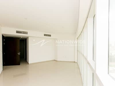 2 Bedroom Flat for Sale in Al Reem Island, Abu Dhabi - Stunning 2BR| Rented | Sea Views | Prime Location