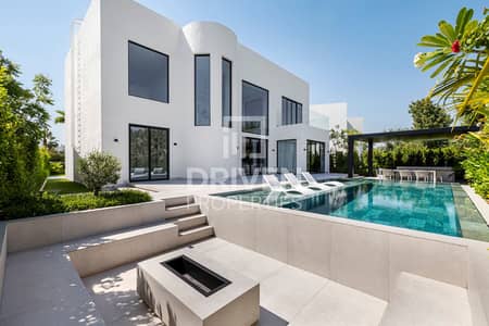 4 Bedroom Villa for Sale in Jumeirah Islands, Dubai - Full lake View | Garden Hall | Renovated