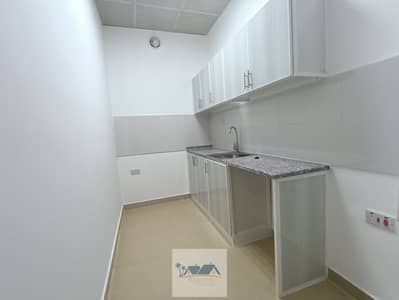 شقة 1 غرفة نوم للايجار في بني ياس، أبوظبي - TgXsvGiAUdlEMHJ33kzf5WeQ8i6OE13NTfy2M5wG