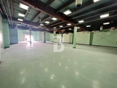 Warehouse for Rent in Jebel Ali, Dubai - 250 KW | 11,734 Sqft | Air Conditioned Warehouse