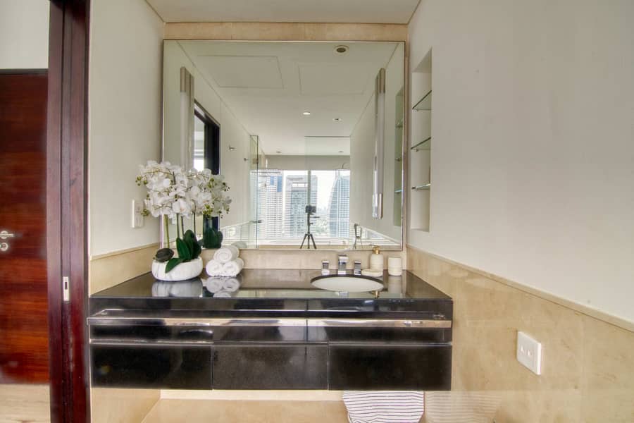 12 Bathroom 2. jpg