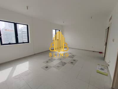 فلیٹ 4 غرف نوم للايجار في شارع حمدان، أبوظبي - WhatsApp Image 2024-05-30 at 10.10. 06 AM. jpeg