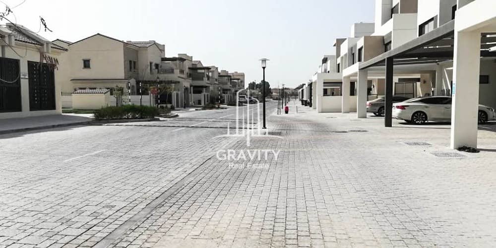 Huge 3BR M TH with elegant finishes - Faya