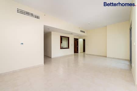 شقة 3 غرف نوم للايجار في الخليج التجاري، دبي - شقة في برج G،الأبراج الإدارية،الخليج التجاري 3 غرف 200000 درهم - 9093206