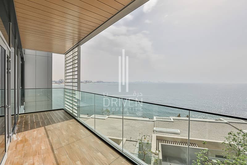 Brand New 3 Beds Apt with Full Sea Views
