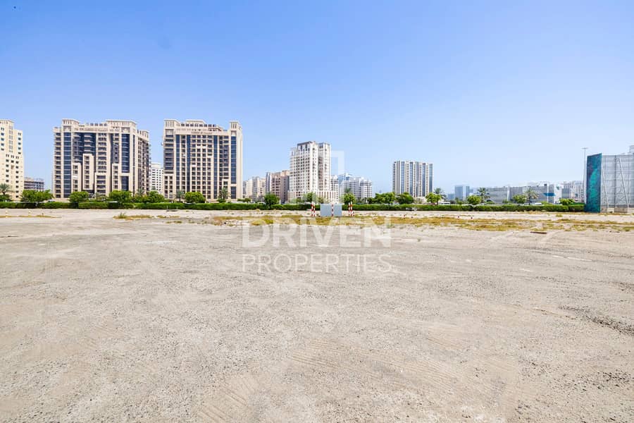 ارض سكنية في الجداف 18500000 درهم - 9094690