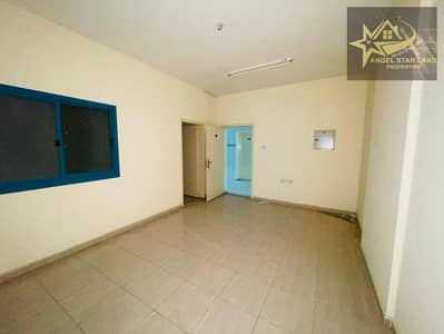 شقة 1 غرفة نوم للايجار في أبو شغارة، الشارقة - IMG-20240526-WA0002. jpg