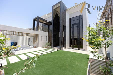 4 Bedroom Villa for Sale in Jumeirah Park, Dubai - Luxury 4-Bed Custom Villa | Pool | Prime Location