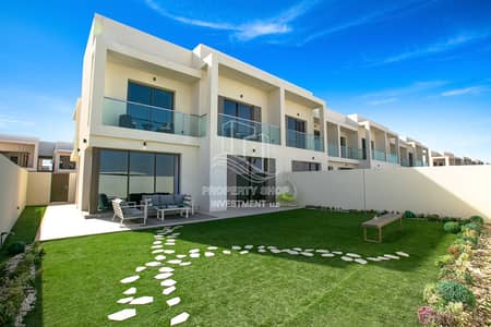 3 Bedroom Townhouse for Rent in Yas Island, Abu Dhabi - 3-bedroom-yas-acres-yas-island-abudhabi-property-finder (1) (1). JPG