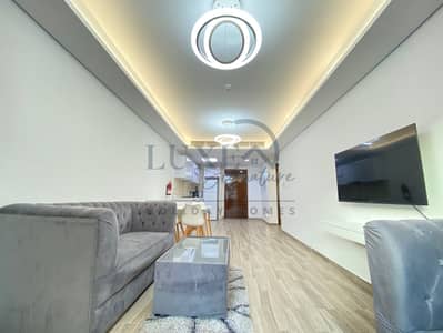 شقة 1 غرفة نوم للايجار في قرية جميرا الدائرية، دبي - استوديو مفروش كلاسي || تصميم واسع || جاهز للتحرك