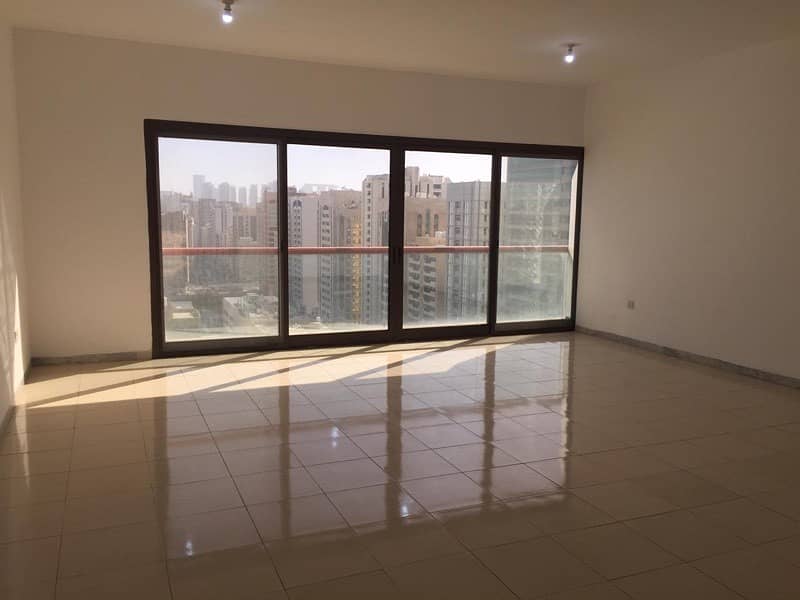3 bedroom apartment with 4 bathroom maids room for rent