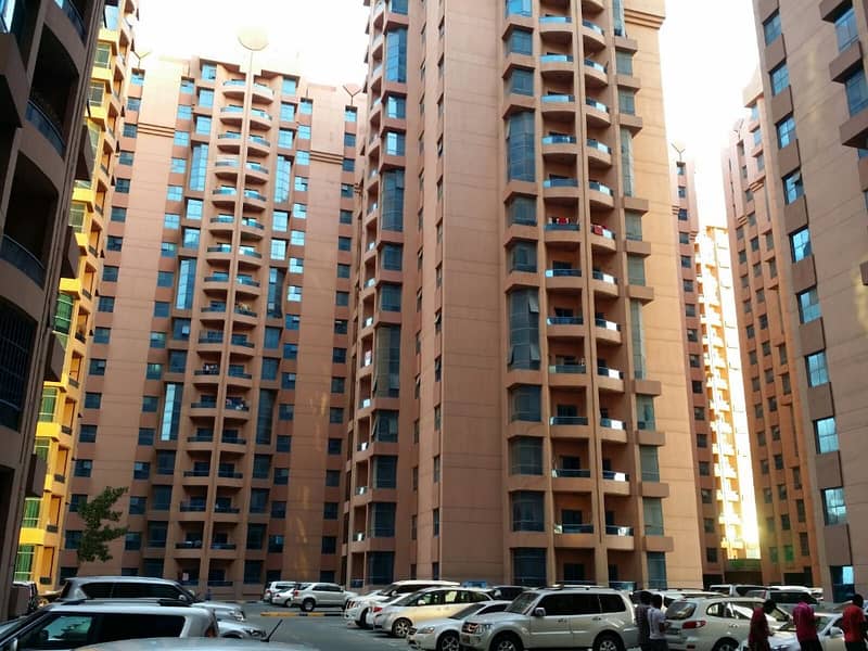 FOR SALE : 2 BHK WITH MAID ROOM RENTED 32000 /AED 320000 IN AL NUIMIYEA tOWERS