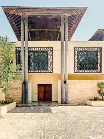 5 Bedroom Villa for Sale in Al Qurm, Abu Dhabi - Luxirious 5 BR | Full Sea View | Great Facilities
