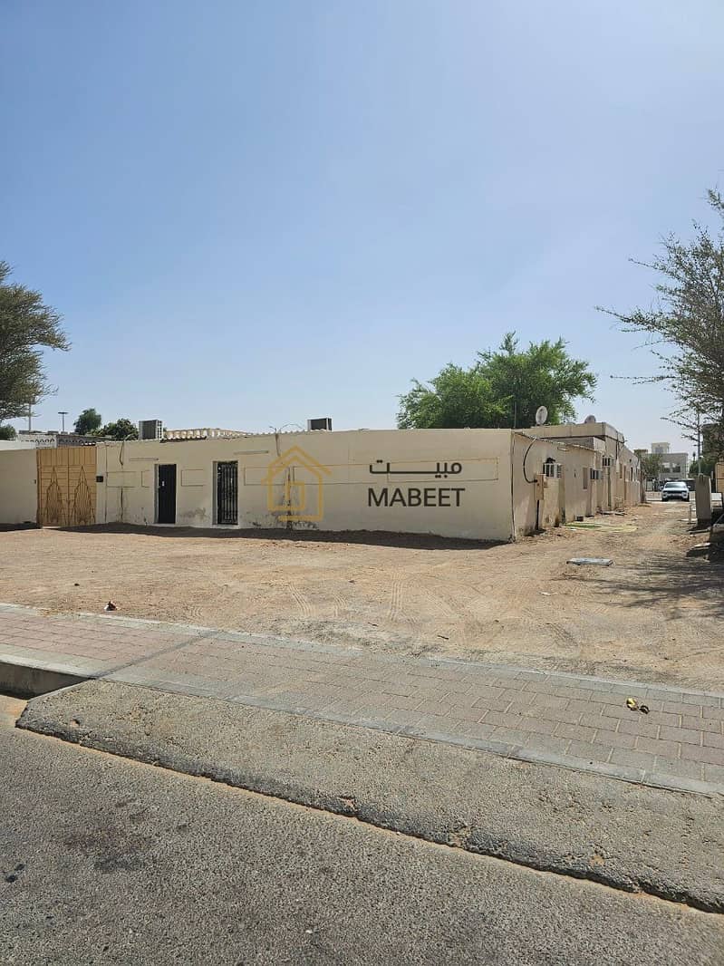 Investment opportunity!!!! For sale, old house consisting of ten