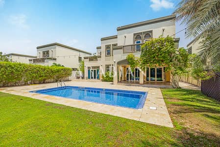 5 Bedroom Villa for Sale in Jumeirah Park, Dubai - Large Plot | Private Pool | Legacy | Vacant Now