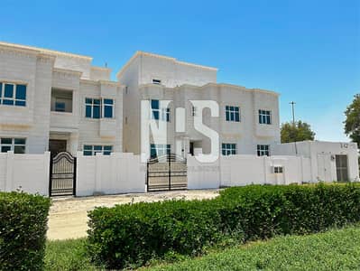 10 Bedroom Villa for Rent in Al Mushrif, Abu Dhabi - Discover Luxury and Versatility | 10 Bedrooms Commercial Villa in Al Mushrif