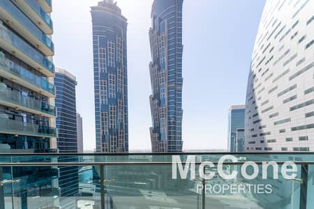 1 Bedroom Flat for Rent in Business Bay, Dubai - Central | Near Metro Station | Vacant
