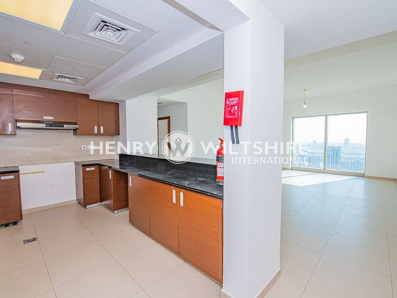 4 GT2 - 3BR01 - Photo 01. jpg