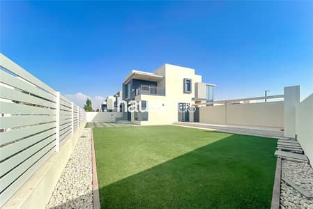 4 Bedroom Townhouse for Sale in Dubai Hills Estate, Dubai - *Largest plot in Maple - 4,800 sqft* | End of row
