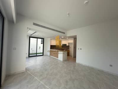 4 Bedroom Townhouse for Rent in Dubailand, Dubai - Close to Park | Ready To Move In  | Call Now