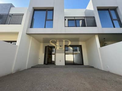 3 Bedroom Townhouse for Rent in Dubai South, Dubai - Ready To Move | 3-Bed+Maid | Hot Location