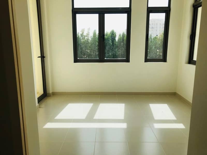 Spacious Brand New Villa Ready to Occupy in Mira Oasis