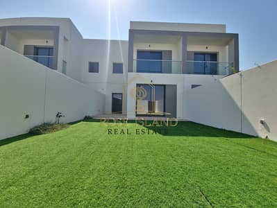 2 Bedroom Townhouse for Sale in Yas Island, Abu Dhabi - WhatsApp Image 2024-05-30 at 2.00. 50 PM. jpeg