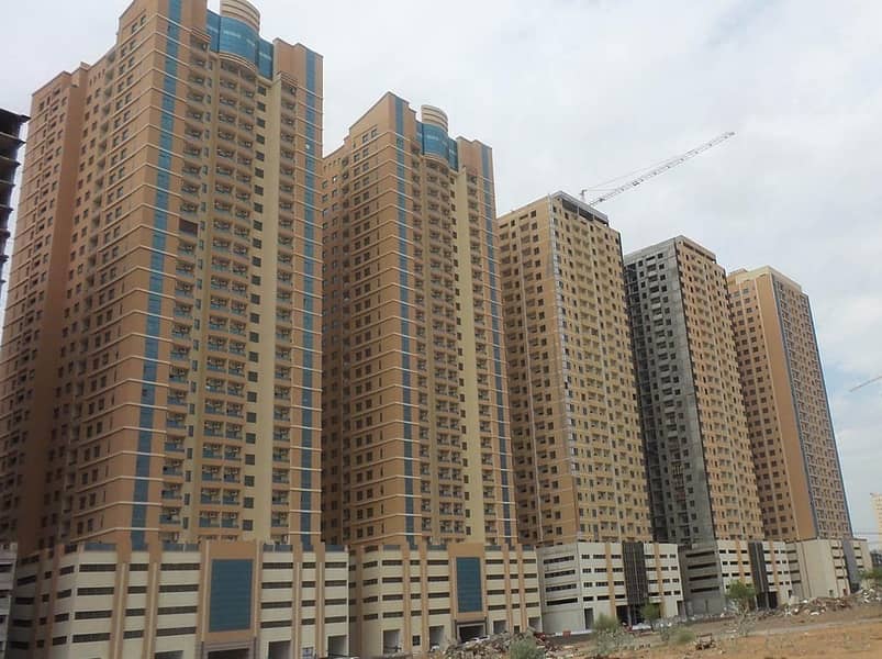 1 Bed/Hall AED 15,000 in Paradise Lake Towers