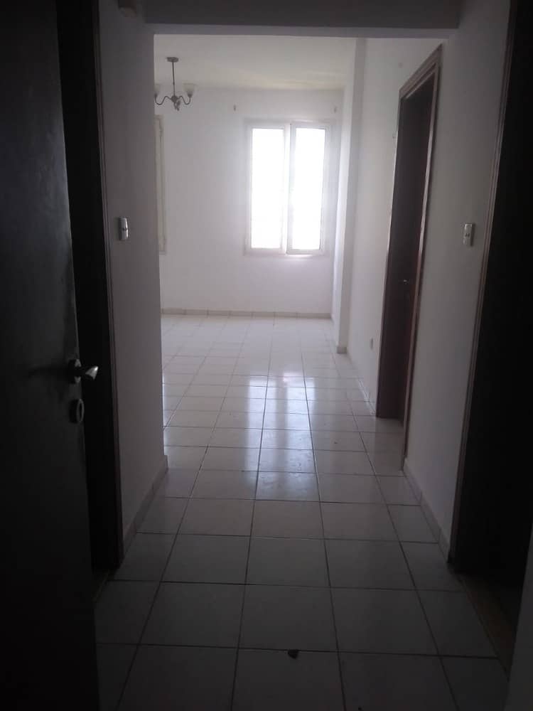 FULLY FURNISHED STUDIO FOR SALE ENGLAND CLUSTER  31K IN 12 CHQ  235K TILL JUN 2019 RENTED UNIT