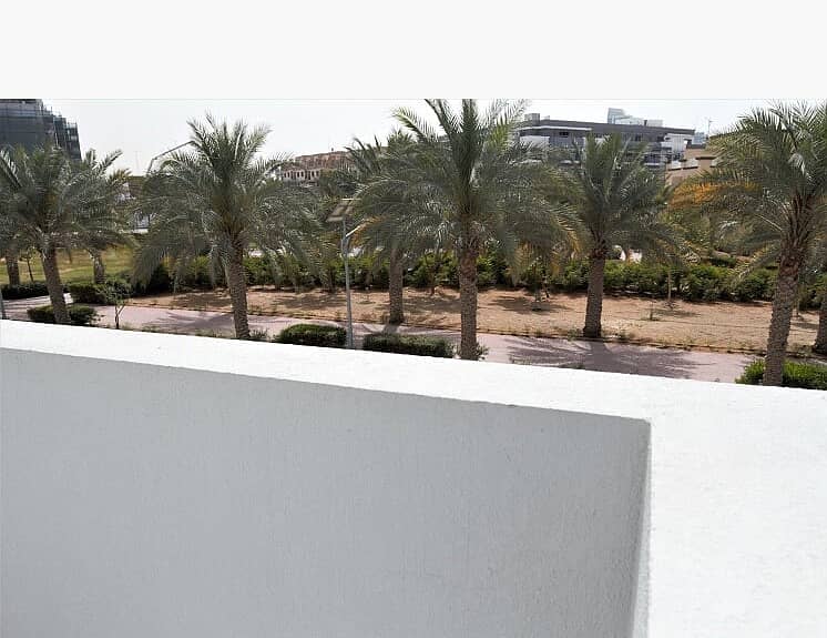 New Villa for rent in Jumeirah Village