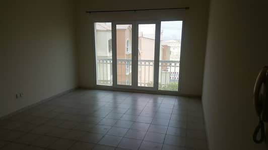 Spacious & Bright 1 Bedroom Discovery Gardens. Spacious & Bright 1 Bedroom Discovery Gardens.