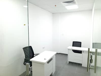 مکتب  للايجار في ديرة، دبي - 8. jpg