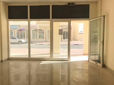 محل تجاري في طراز فرنسا المدينة العالمية 450000 درهم - 3879449 محل تجاري في طراز فرنسا المدينة العالمية 450000 درهم - 3879449