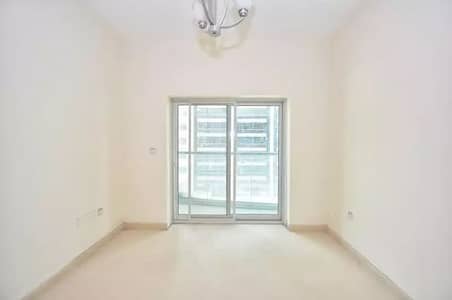 Distress Deal I Large Studio Apartment with Golf View Available Distress Deal I Large Studio Apartment with Golf View Available