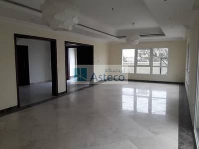 Al Manara villa 13 Months contract 200k/4 cheques Al Manara villa 13 Months contract 200k/4 cheques